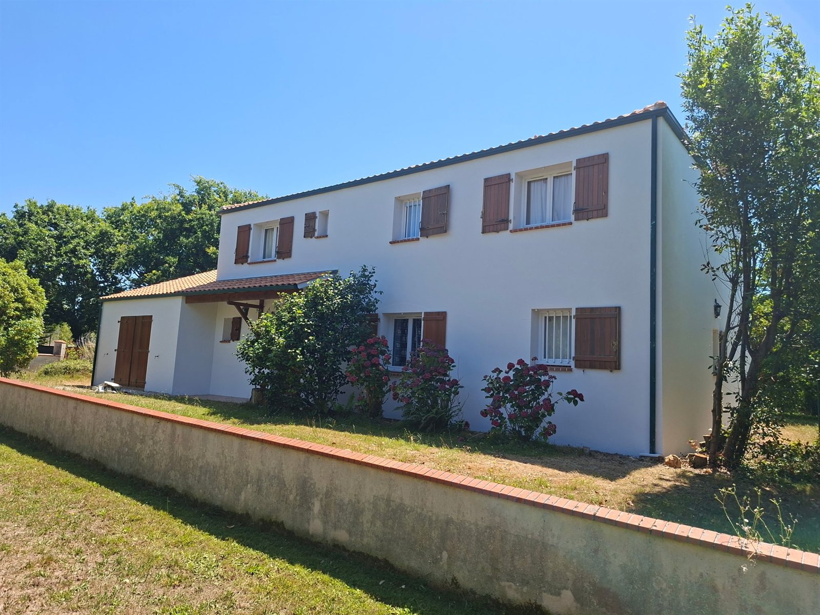 Façades d’une maison individuelle — après intervention